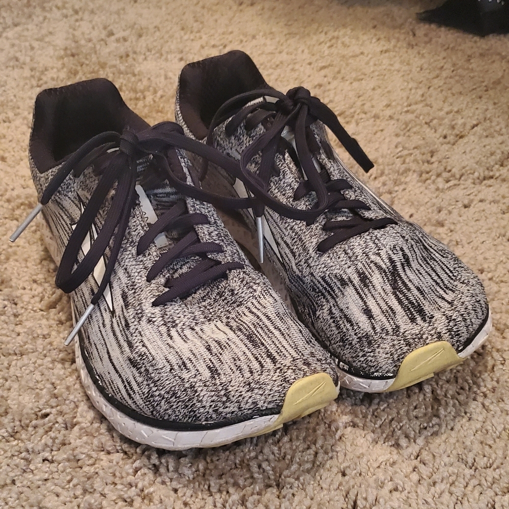 Women's Altra running shoes
